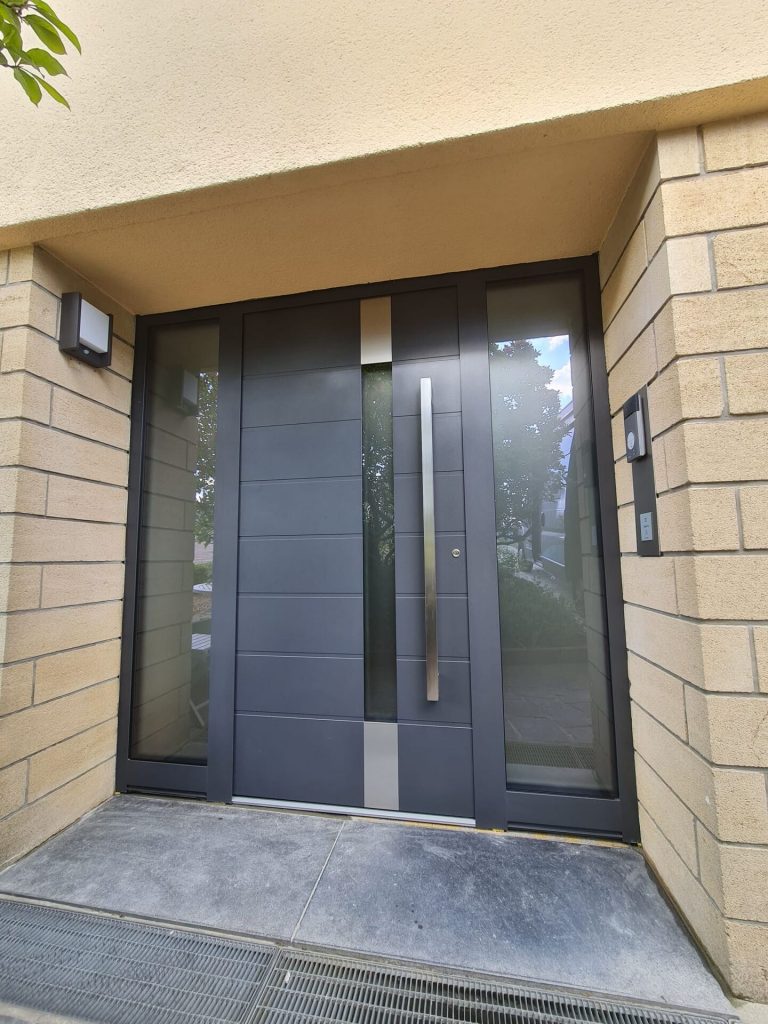 Réalisation porte d’entrée – Fermé-Lux Luxembourg