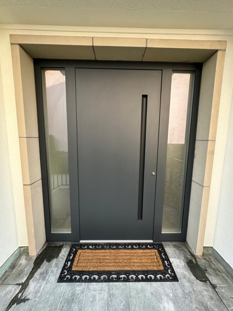Réalisation porte d’entrée – Fermé-Lux Luxembourg