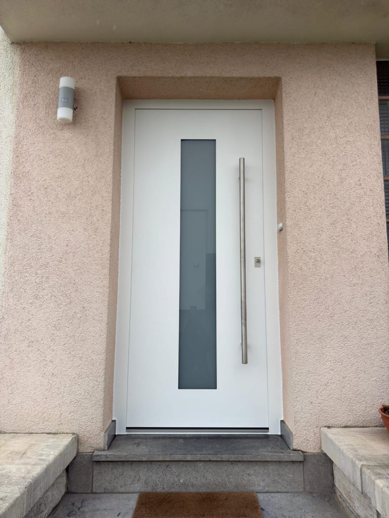 Réalisation porte d’entrée – Fermé-Lux Luxembourg