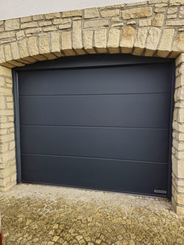Réalisation porte de garage – Fermé-Lux Luxembourg