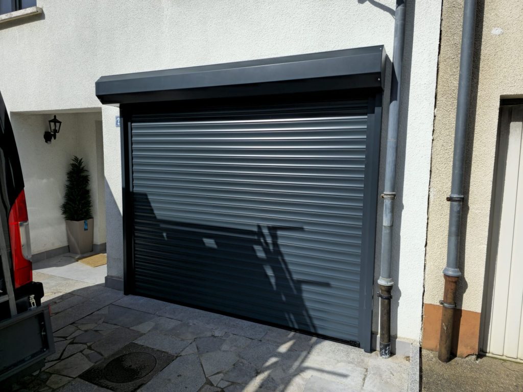 Réalisation porte de garage – Fermé-Lux Luxembourg