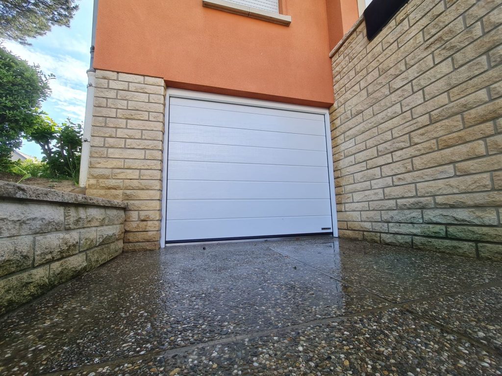Réalisation porte de garage – Fermé-Lux Luxembourg
