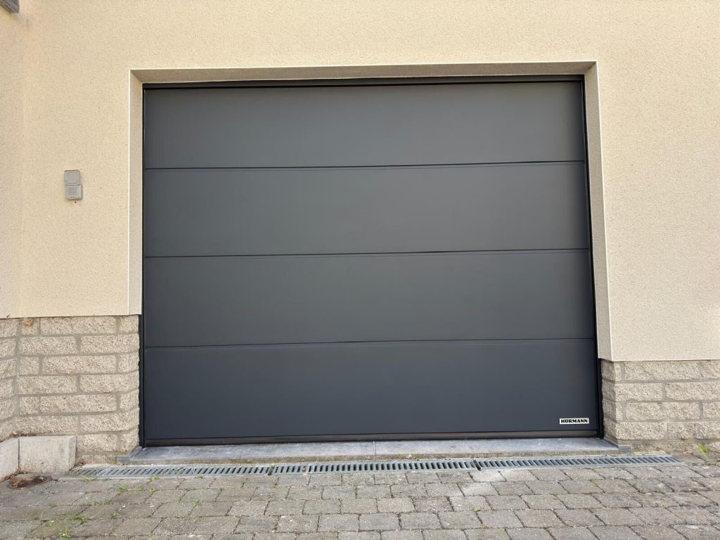 Réalisation porte de garage – Fermé-Lux Luxembourg