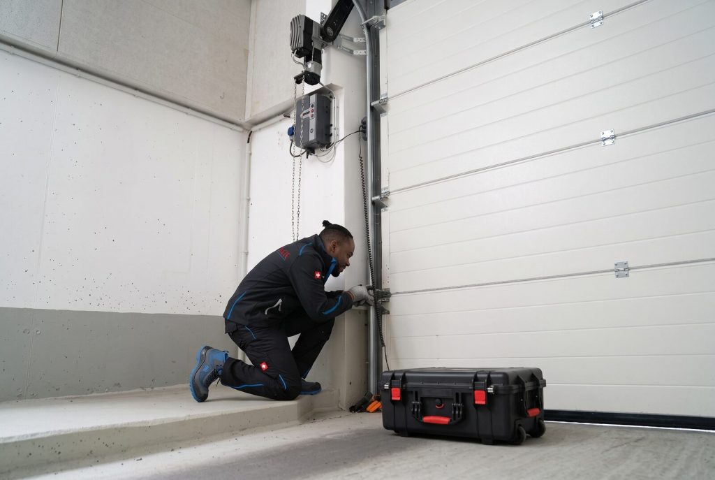 Réparation de portes de garage industrielles – Fermé-Lux Luxembourg